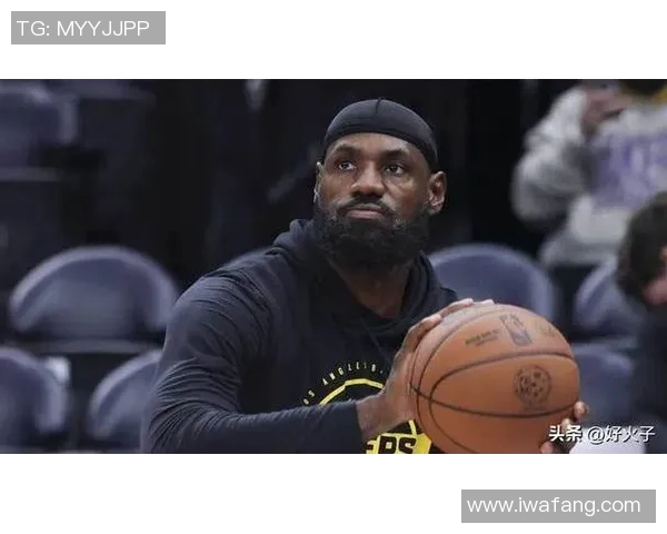 詹姆斯因左脚伤病缺席对鹈鹕比赛不打背靠背保持状态调整